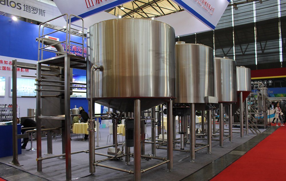 WEMAC manufacturer 3500L 25HL industrial Beer making breweing equipment machine sale well in Spain  ZXF