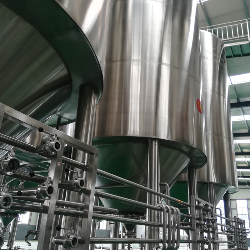 Large scale commercial craft beer brewing making equipment turnkey brewery system manufacturer from China ZXF