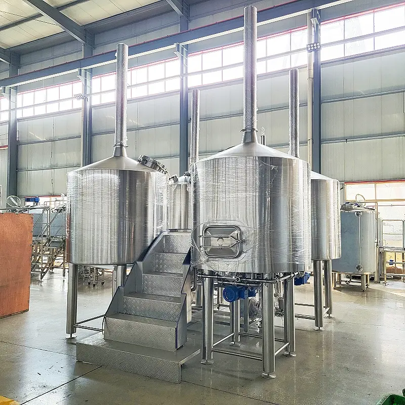 Industrial brewery equipment