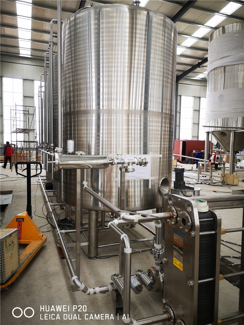 whole-brewery-equipment01.jpg
