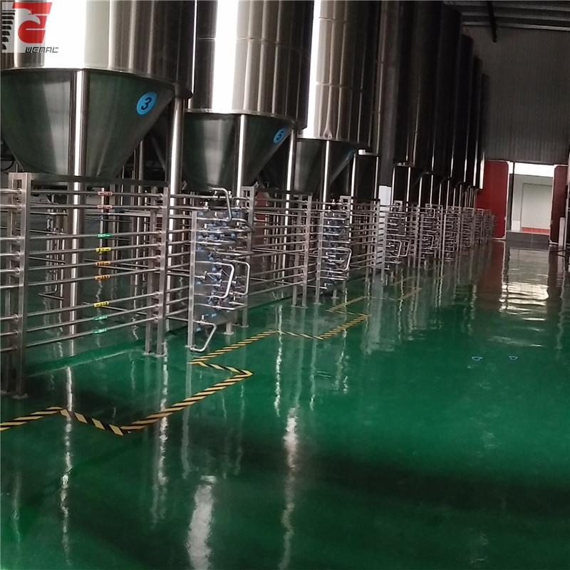 Beer brewery equipment