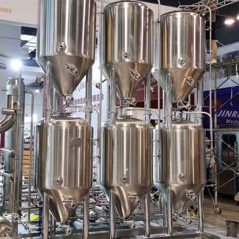 Stainless steel conical fermenter for beer brewing