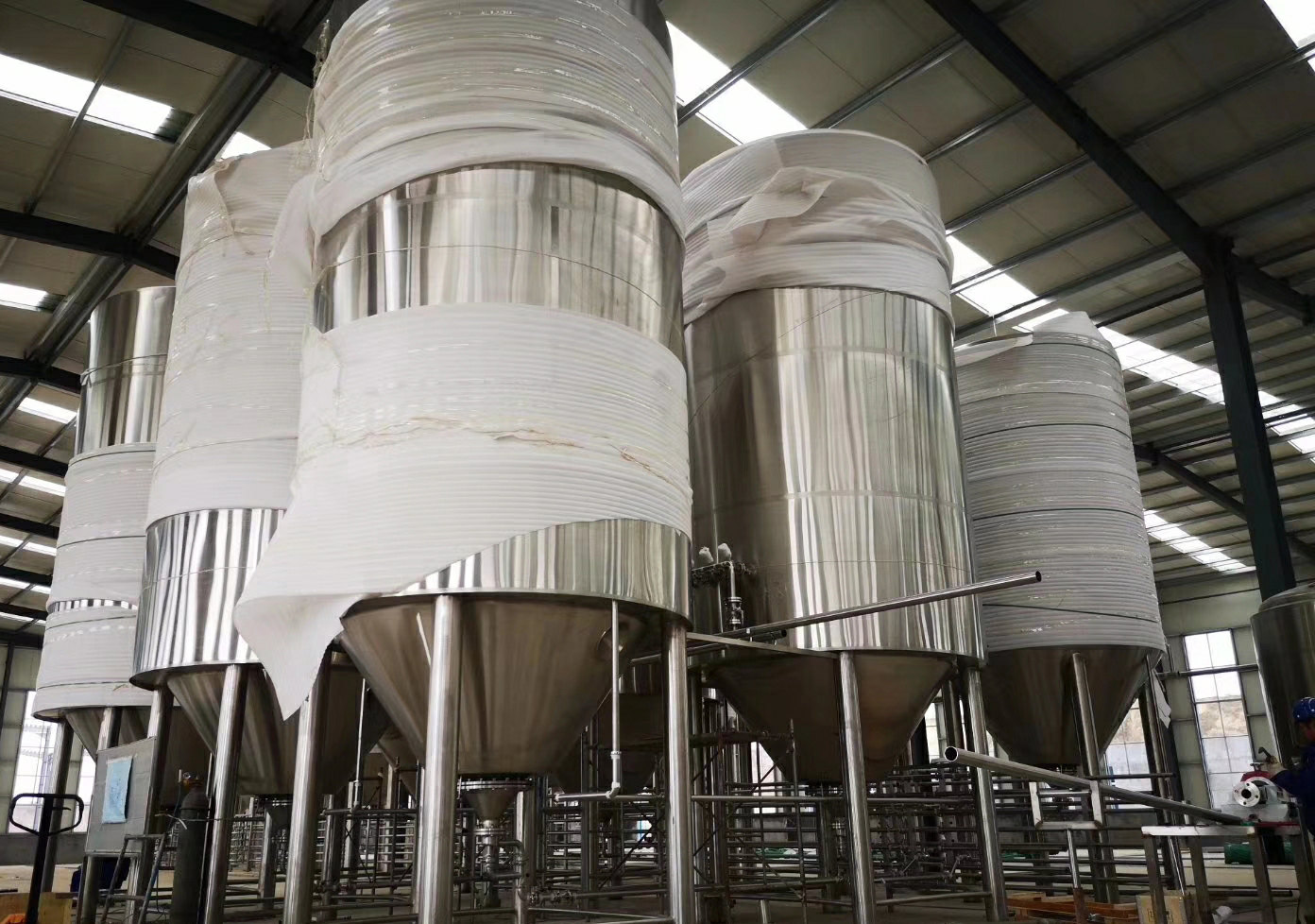 Korea  high polished rice rate  self-designed professional brewhouse and mash system of SUS304 316 for sale from China W1