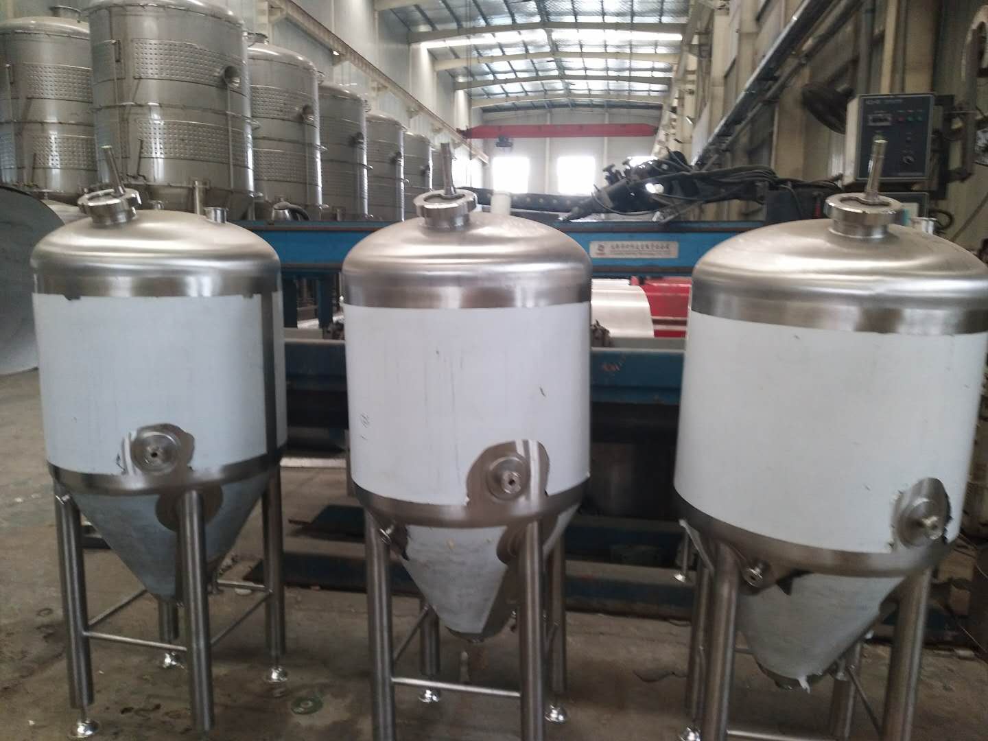   Commercial  mirror polishing fermentation tanks ...