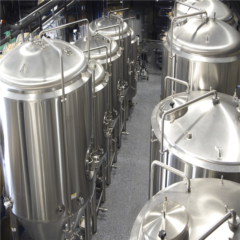 complete-beer-brewing-system02.jpg