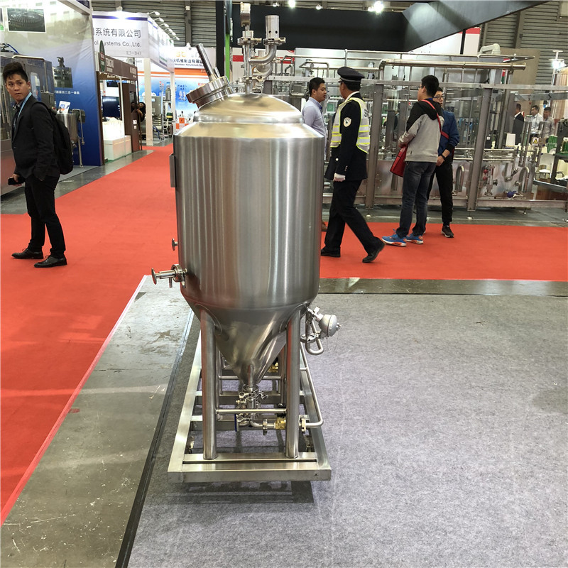 micro-beer-brewing-equipment.jpg