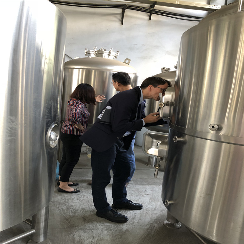 professional-beer-brewing-equipment7.jpg