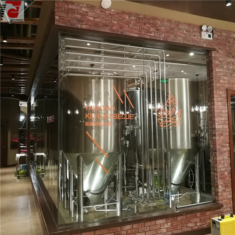 Commercial-beer-brewing-equipment-manufacturers.jpg