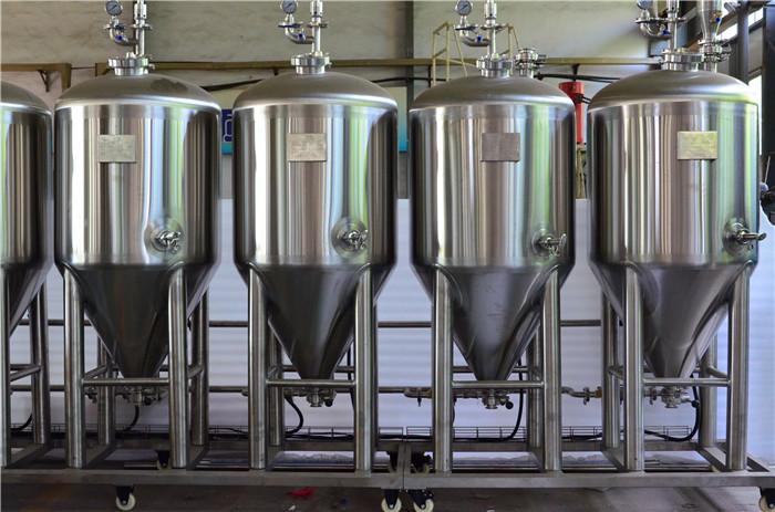 Stainless-steel-micro-brewing-equipment1.jpg